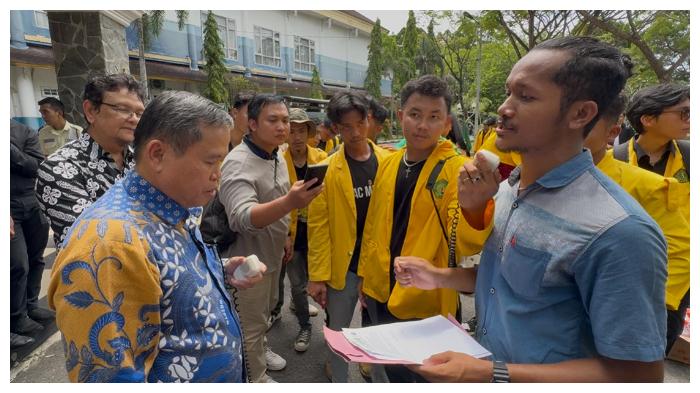 Mahasiswa UPR juga Sampaikan Protes Aparat Masuk Ruang Kuliah, Ini Jawaban Wakil Rektor
