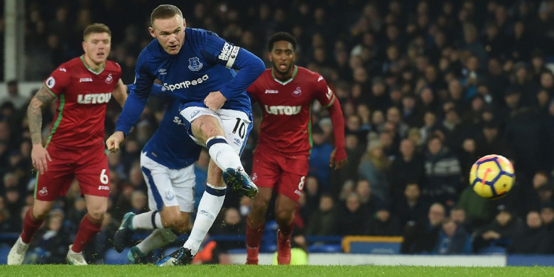 everton-wayne-rooney-liga-inggris-melawan-swansea-city_20171219_054222.jpg