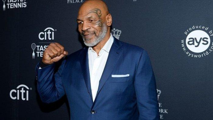 legenda-tinju-mike-tyson-menghadiri-citi-taste-of-tennis.jpg