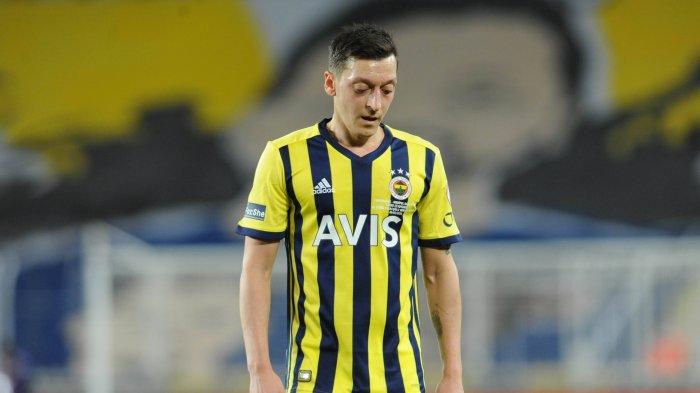 Kabar Gabung RANS Cilegon FC Milik Raffi Ahmad Mencuat Lagi Usai Mesut Oziel Disanksi Fenerbache