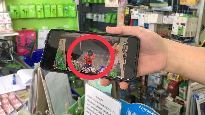 Penipuan Bermodus Uang Tertinggal di Motor Terjadi di Konter Pulsa Junjung Buih, Pelaku Bawa Anak
