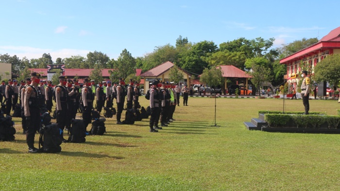 polda-kalteng-kerahkan-130-personel-untuk-membantu-pelaksanaan-psbb-di-kapuas.jpg