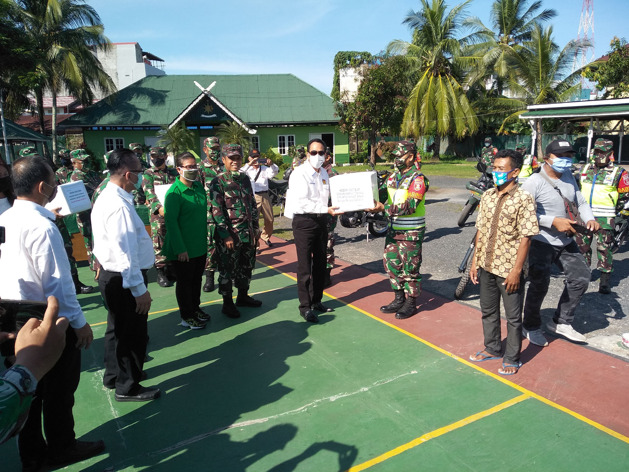 Kodim 1007 Banjarmasin Bersama Warga Tionghoa Bantu 1.000 Paket Sembako, Inilah Wilayah Penerimanya