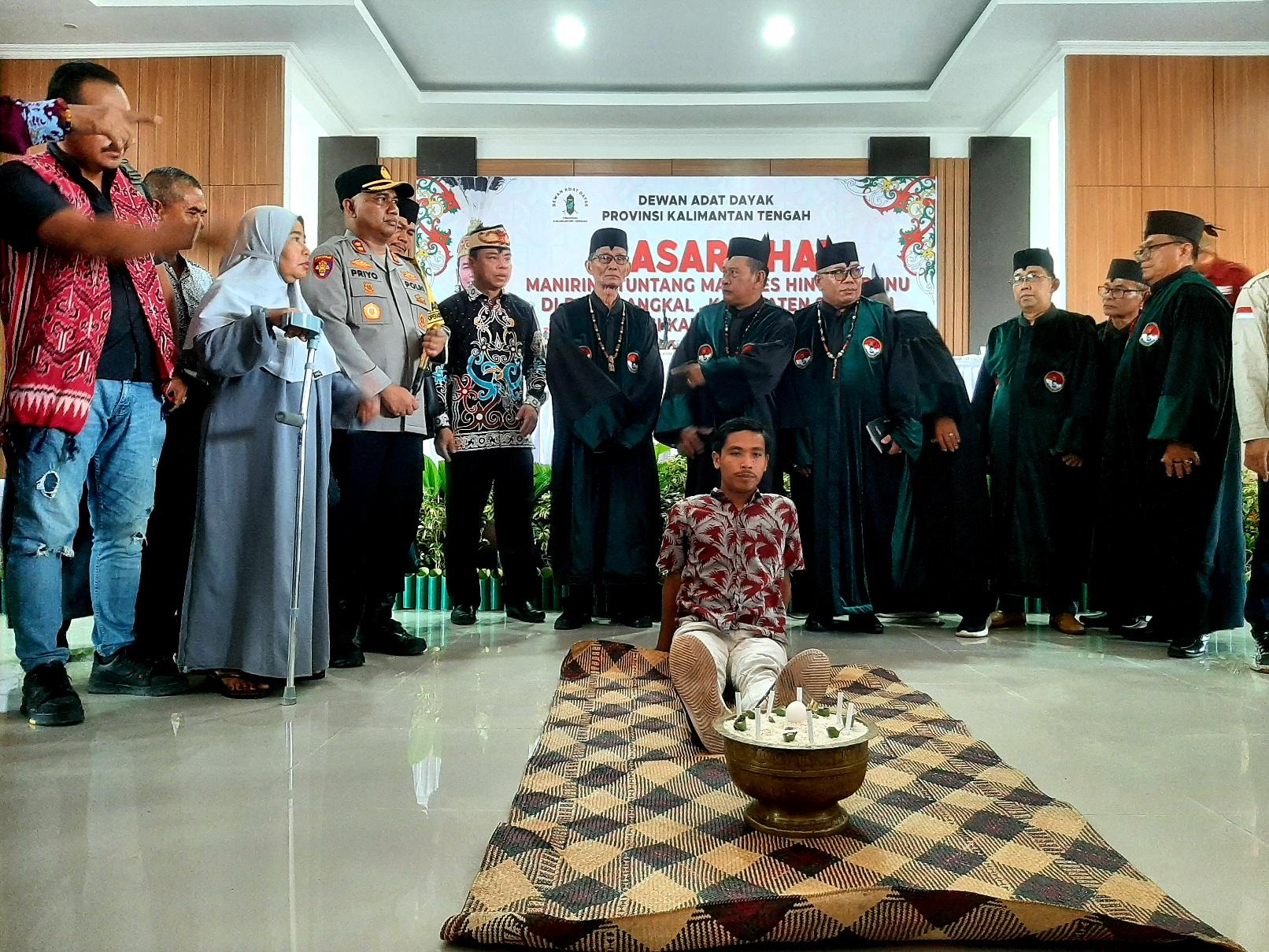 sidang-adat-kasus-penembakan-warga-Bangkal-Seruyan-wdkjfnwd.jpg