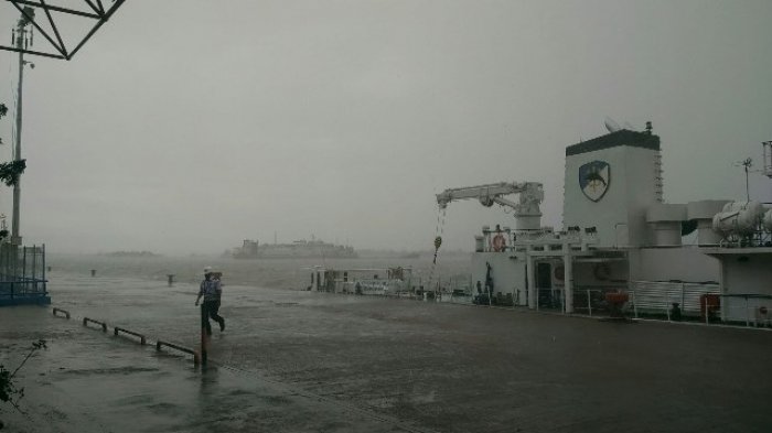 suasana-pelabuhan-trisakti-banjarmasin_20170205_154527.jpg