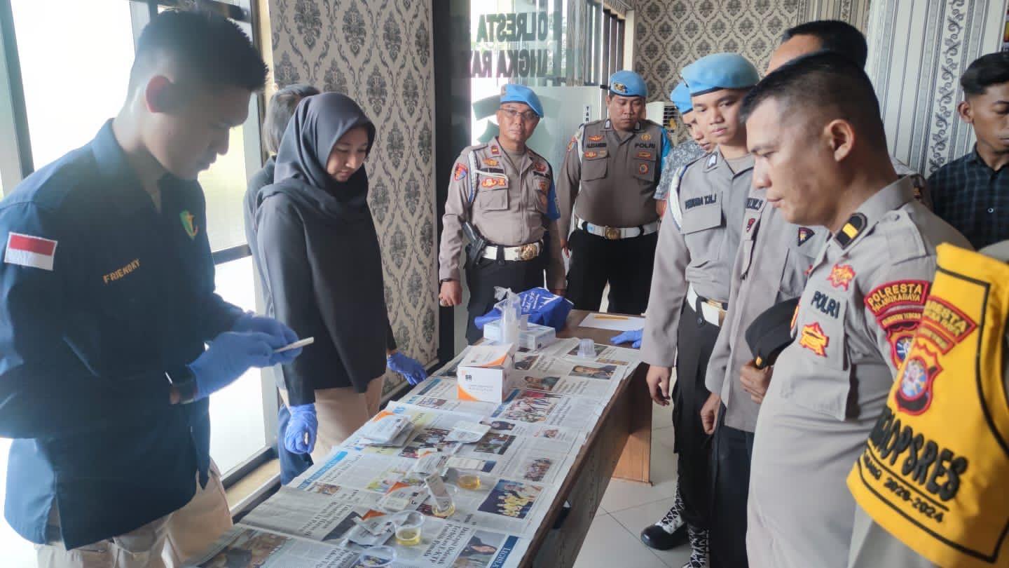 10 Personel Polresta Palangkaraya Tes Urine, Hasil Semuanya Negatif Pakai Narkoba