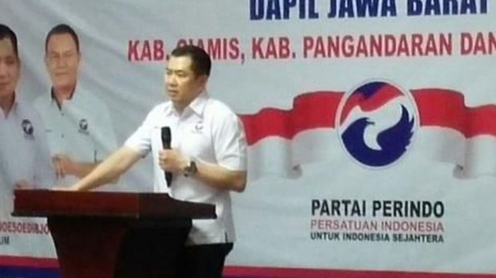 tribun-kalteng-hary-tanoesoedibjo_20170512_160212.jpg