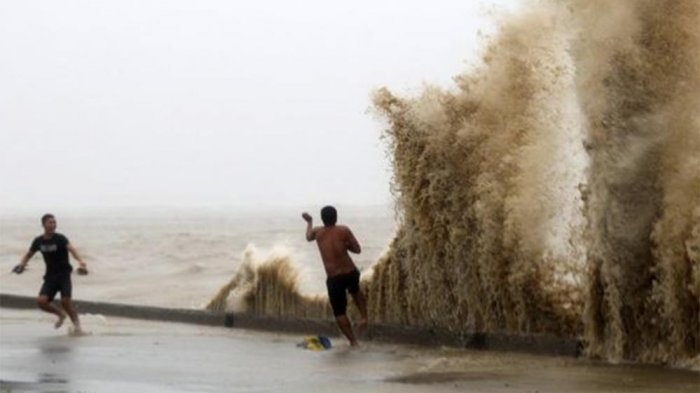 tribun-kalteng-topan-mangkhut_20180917_121539.jpg
