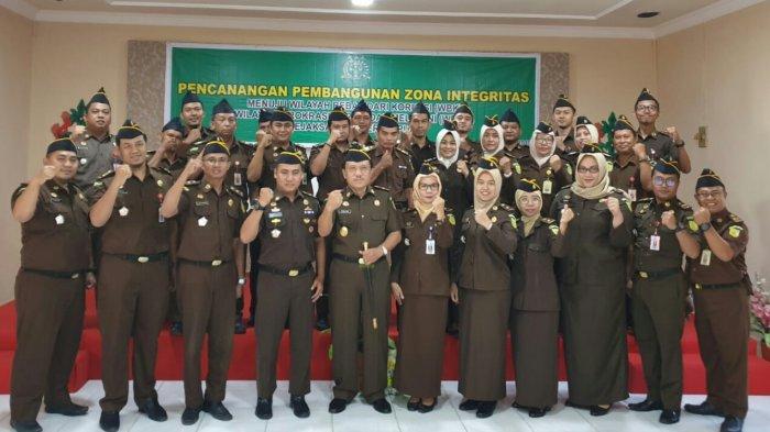 tribunkalteng-jajaran-kejaksaan-negeri-kapuas.jpg