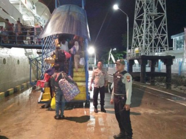 tribunkaltengcom-pengaman-kppp-di-pelabuhan-kumai.jpg