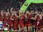 As-Roma-juara-liga-konferensi-Eropa-Conference-League-2022.jpg
