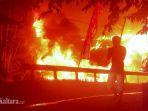 Kantor-KPU-tana-tidung-terbakar.jpg