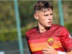 Nicola-Zalewski-pemain-bek-sayap-AS-Roma.jpg