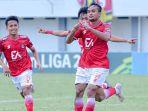 Pemain-Persekat-Tegal-merayakan-gol.jpg