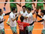 Pemain-Timnas-voli-putra-Indonesia-melakukan-selebrasi.jpg