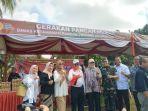 Pj-wali-kota-Palangkaraya-Hera-Nugrahayu-ikut-giat-pasar-murah.jpg