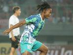 Ronaldo-Kwateh-Timnas-U19-Indonesia-vs-Vietnam-Piala-AFF-U-19-2022.jpg