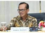 Wakil-Bupati-Lamandau_Abdul-Hamid_Camat.jpg