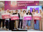 XL-Axiata-Ahmad-Syarief-Yudistira-menyerahkan-hadiah.jpg
