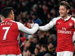 arsenal-mesut-oezil-kanan-alexis-sanchez_20171226_064249.jpg