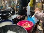 daging-di-penggilingan-daging-Pasar-Besar-Palangkaraya.jpg