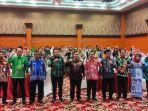 foto-bersama-bupati.jpg