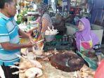 harga-ayam-potong-di-pasar-tradisional-palangkaraya-kalimantan-tengah-masih-relatif-stabil.jpg