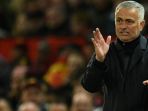 jose-mourinho-saat-memimpin-manchester-united_20181023_045832.jpg