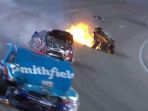 kecelakaan-mengerikan-di-ajang-nascar_20170517_063544.jpg