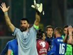 kiper-italia-gianluigi-buffon-merayakan-laga-ke-1000-dengan-kemenangan-atas-albania_20170325_055418.jpg