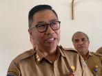 leonard-s-ampung-saat-bincang-dengna-pers.jpg