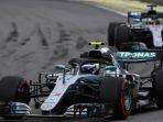 mercedes-valtteri-bottas-depan-dan-lewis-hamilton.jpg
