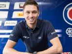 michael-van-der-mark-berpose-pada-paddock-tim-pata-yamaha-world-superbike_20170912_093128.jpg