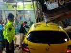 mobil-tabrak-warung-soto-di-Jalan-RTA-Milono.jpg