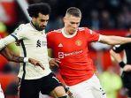 mohamed-salah-dan-mctominay-manchester-united-vs-liverpool.jpg