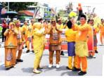 Setda Kobar Raih Juara 1 Kategori Dinas dalam Pawai Nasi Adab 2025 Meriahkan HUT ke-66