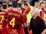 pelatih-as-roma-liga-italia-jose-mourinho.jpg