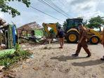 penertiban-bangunan-liar-di-banjarbaru.jpg