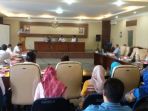 tribun-kalteng-syarat-tambahan-paspor-haji_20170322_132524.jpg