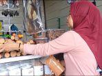 yani-seorang-penjual-produk-herbal-khas-kalteng.jpg