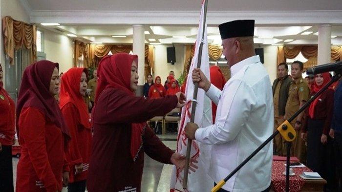 Pemkab Kukar Beri Bantuan Kelompok Janda, Modal Usaha Alat Jahit hingga Alat Rias