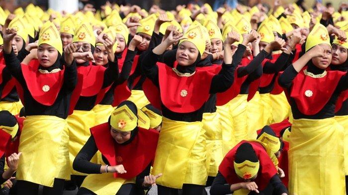 Libatkan 1.127 Penari, Tarian Massal 'Sinergy of Balikpapan' Tutup Rangkaian Upacara HUT Ke-127