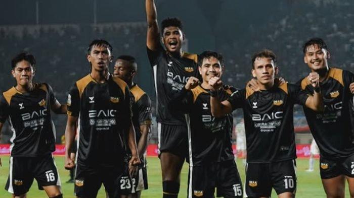 - Potret skuad Dewa United.(instagram/dewaunitedfc)