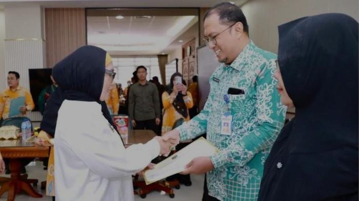 Wali Kota Bontang Lantik 3 Pejabat Baru, Perkuat SDM di RSUD Taman Husada dan Dinas Kesehatan