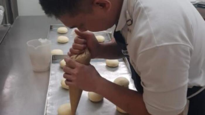 Lapas Balikpapan Latih Warga Binaan Jadi Ahli Roti, Kualitasnya Bersaing di Pasaran