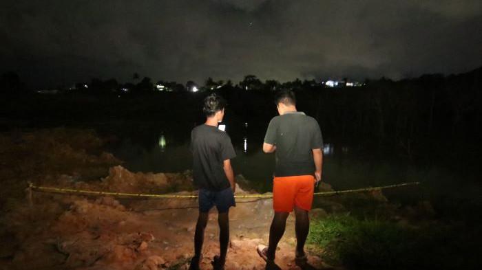 ANAK BALIKPAPAN TENGGELAM - Peristiwa tragis terjadi di area Grand City KM 8, Graha Indah, Kecamatan Balikpapan Utara, Senin (17/11/2025) sore. Enam anak dilaporkan meninggal dunia setelah tenggelam saat bermain di area waduk. 