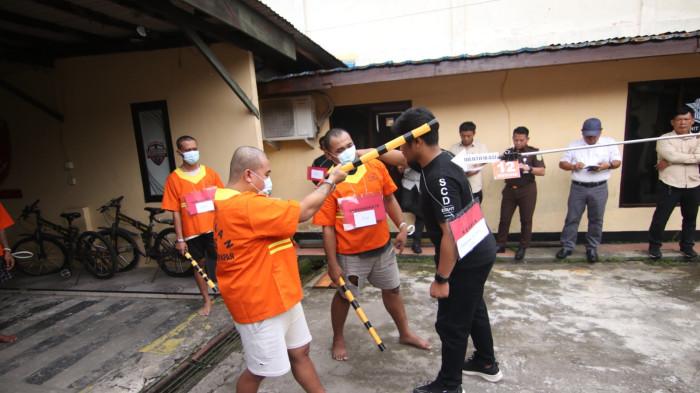 Rekonstruksi Kasus Pengeroyokan di Baru Ulu, Kapolsek Balikpapan Barat: 4 Tersangka