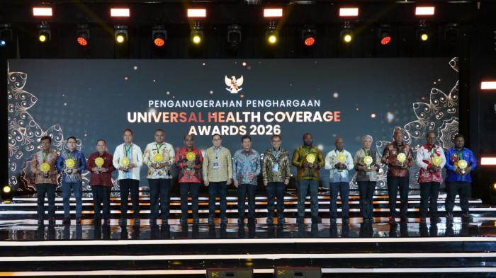 20260128_Ratusan Kepala Daerah Terima Penghargaan di UHC Awards 2026