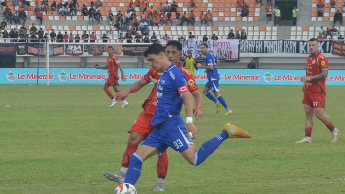 PERSIJA VS PERSIB - Duel sengit di pekan ke-32 BRI Super League 2025/2026, Persija Jakarta vs Persib Bandung, di Stadion Segiri, Samarinda, Kaltim, berakhir dengan skor 1-2 untuk kemenangan Maung Bandung, Minggu (10/5/2026).