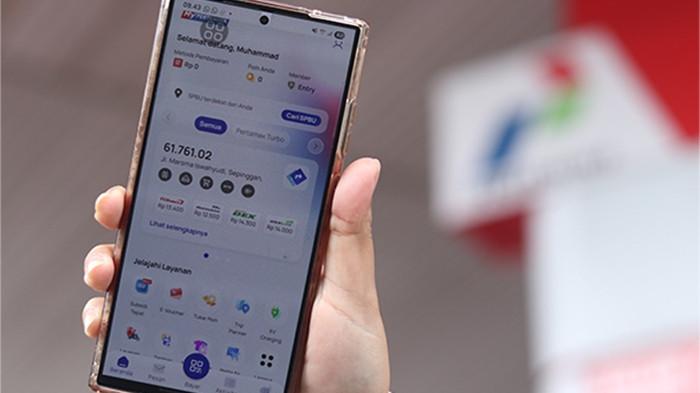 BERITA FOTO: QR Code untuk Negeri, Langkah Nyata Pertamina Wujudkan Subsidi Tepat di Balikpapan - 28102025_Transaksi-Pembelian-BBM-dengan-QR-Code-di-Balikpapan_1.jpg